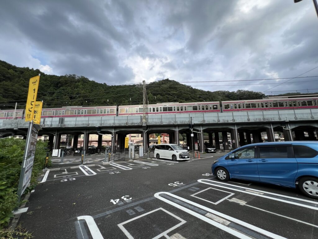 タイムズ京王高尾山温泉極楽湯第2駐車場