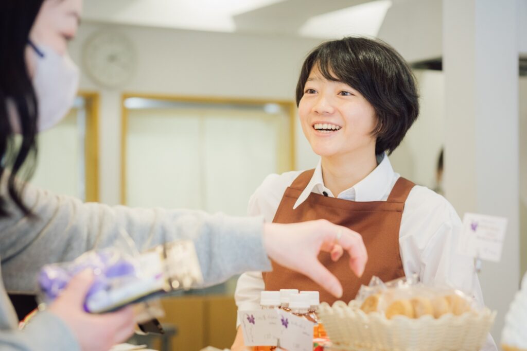 高尾すみれ庵店長　和田貴世子さん