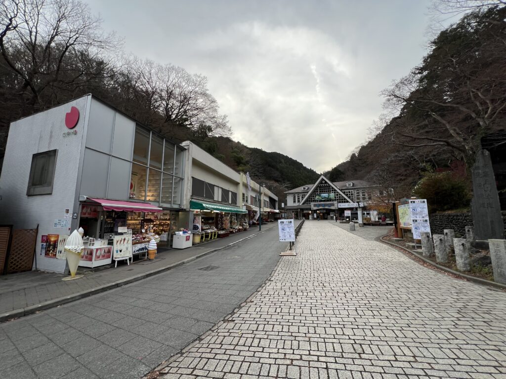 清滝駅周辺のお土産屋さん