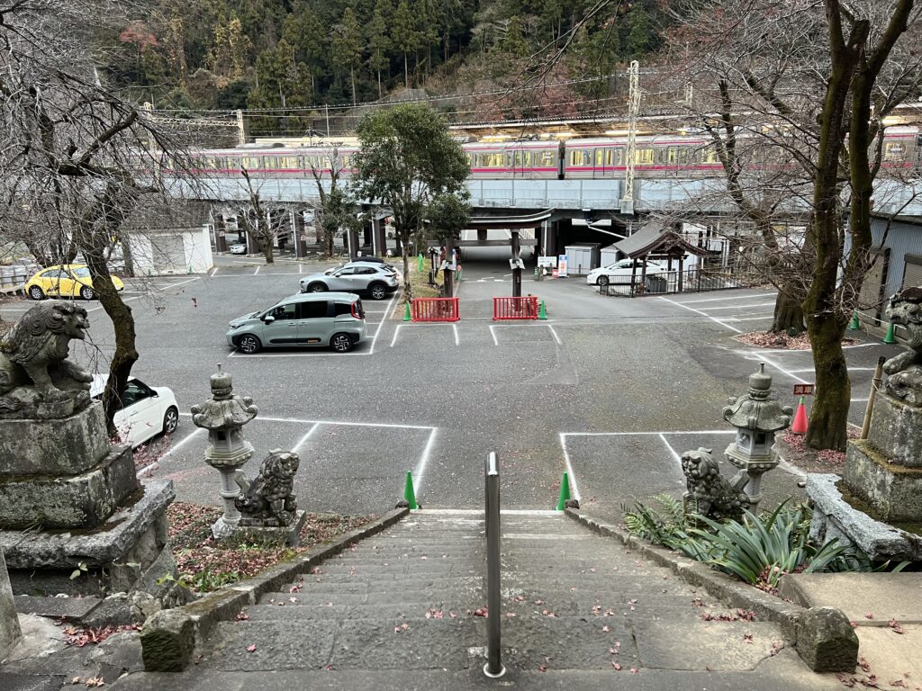 氷川神社臨時駐車場