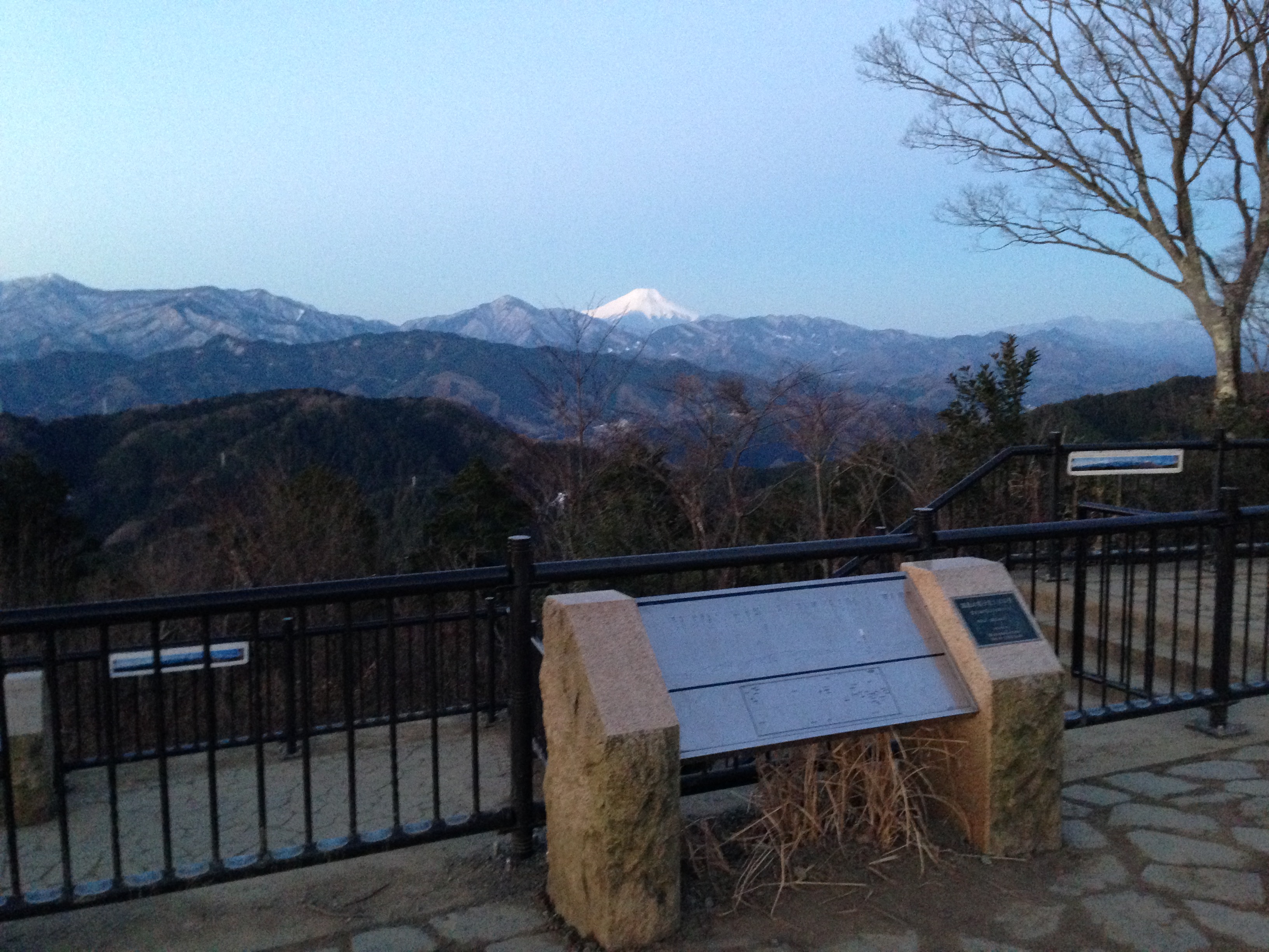 大見晴台から眺める富士山