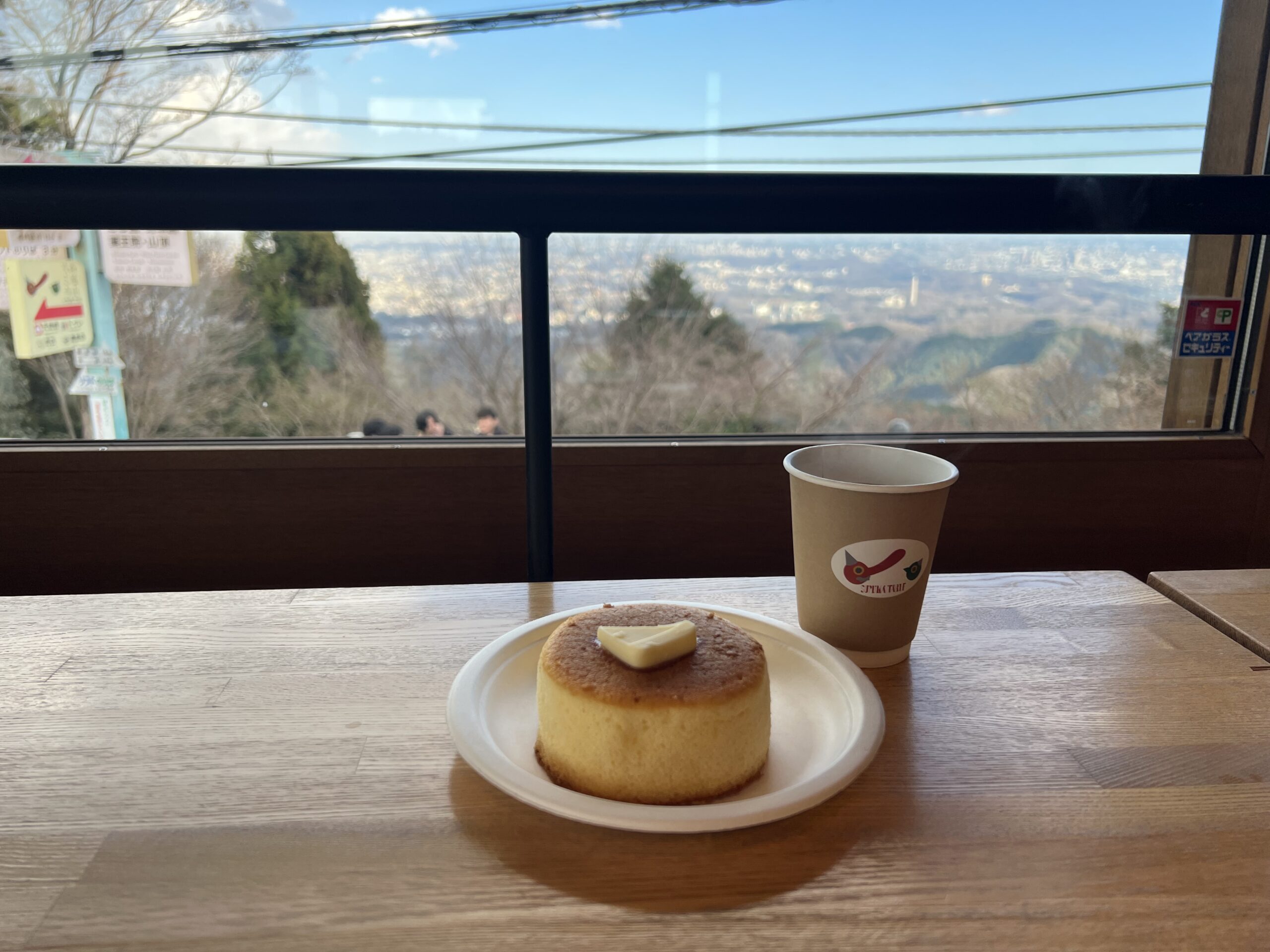 SUMIKA TABLEから眺める眺望 with ホットケーキセット