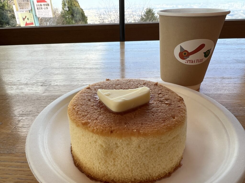 高尾山ブレンドとホットケーキ