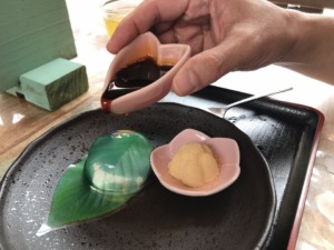高尾山の和菓子屋「千代乃家」くずきり
