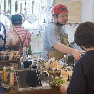Udon Cafe 鈴屋　～お店を営む家族の想い〈フモト暮らしの探索記〉～